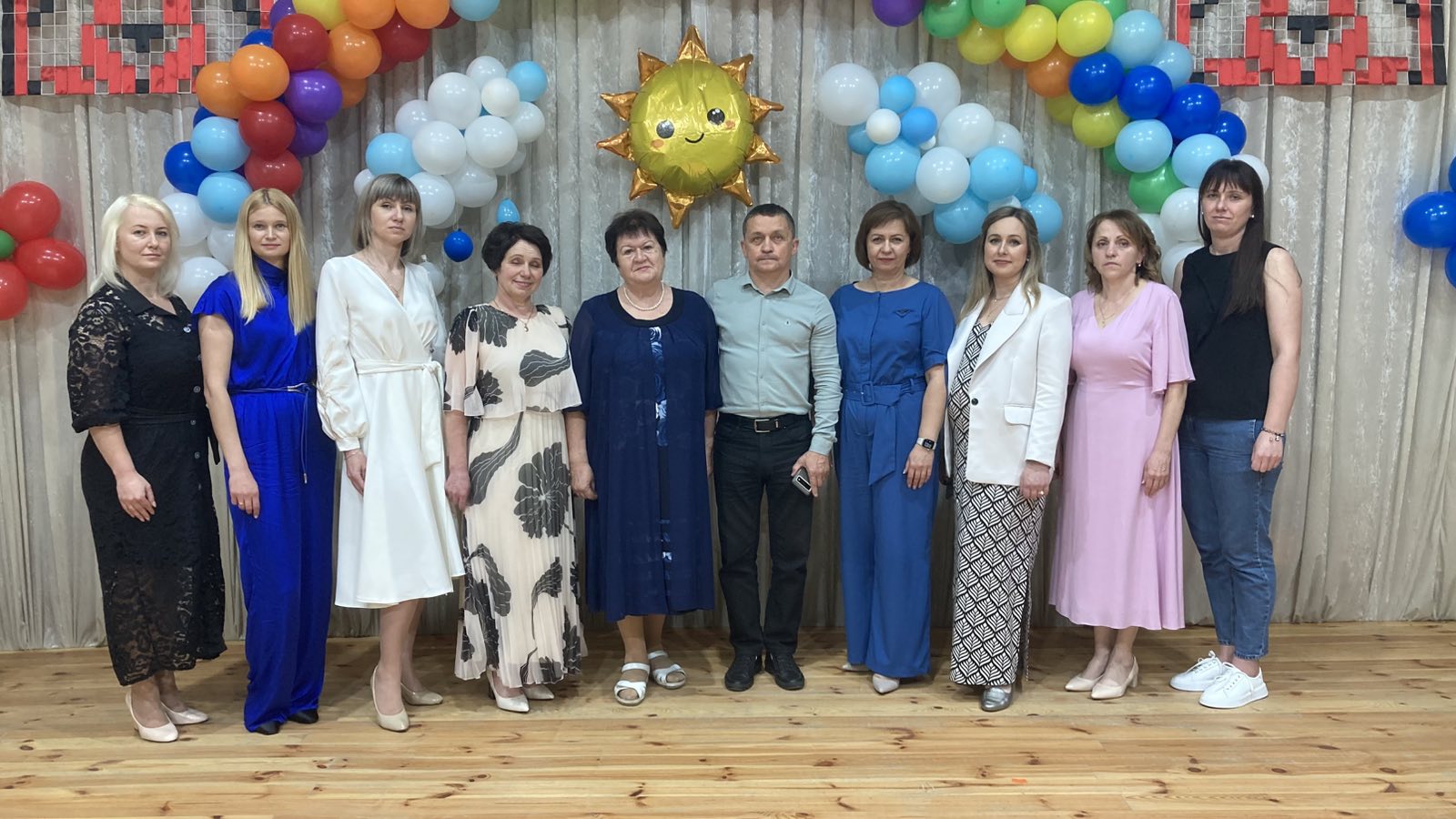 Фото без опису