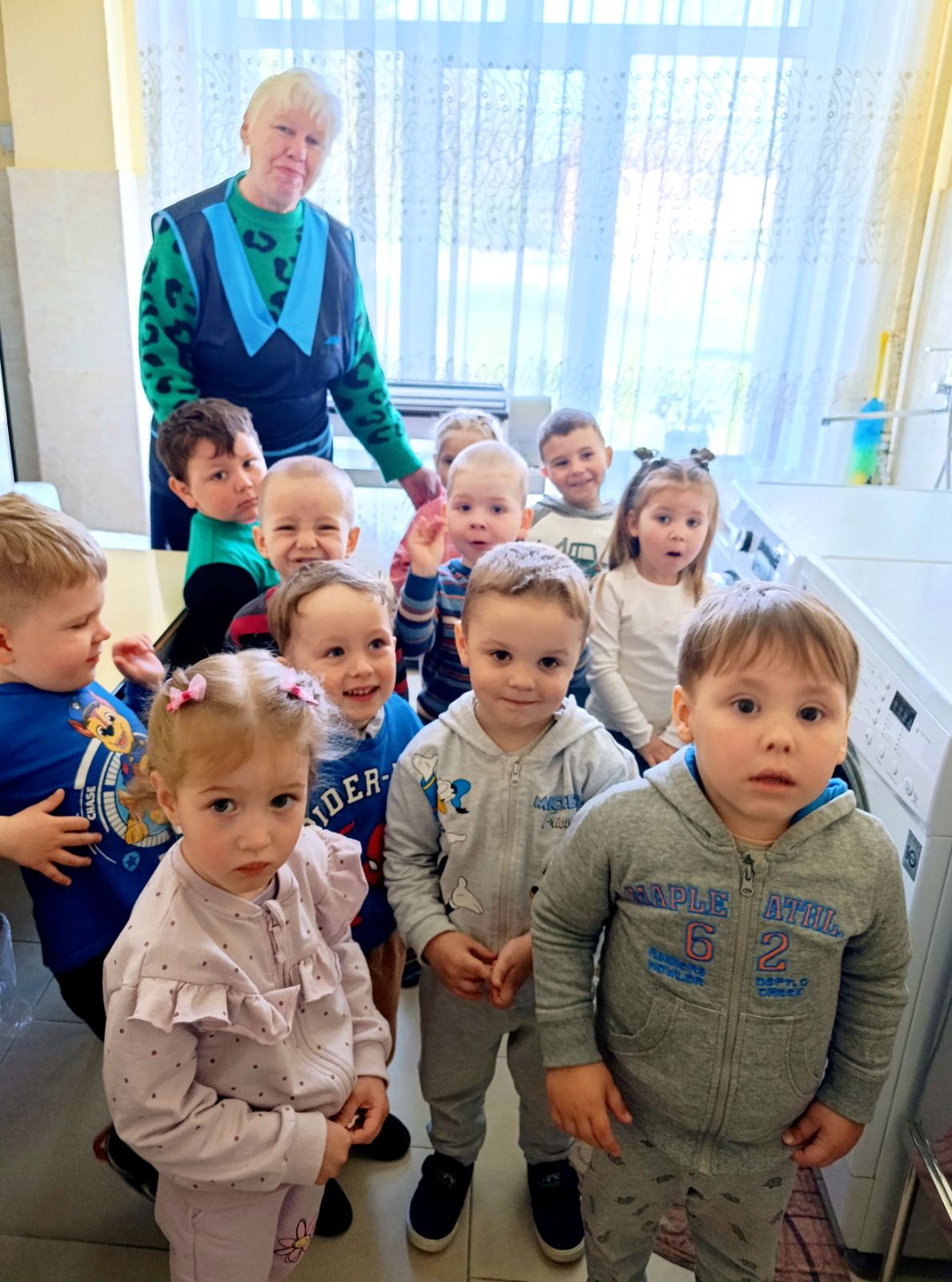 Фото без опису