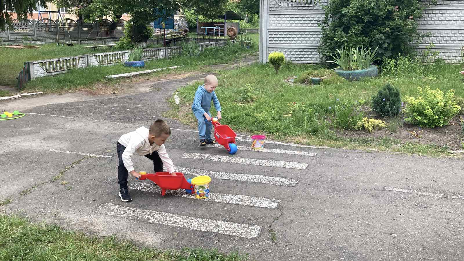 Фото без опису