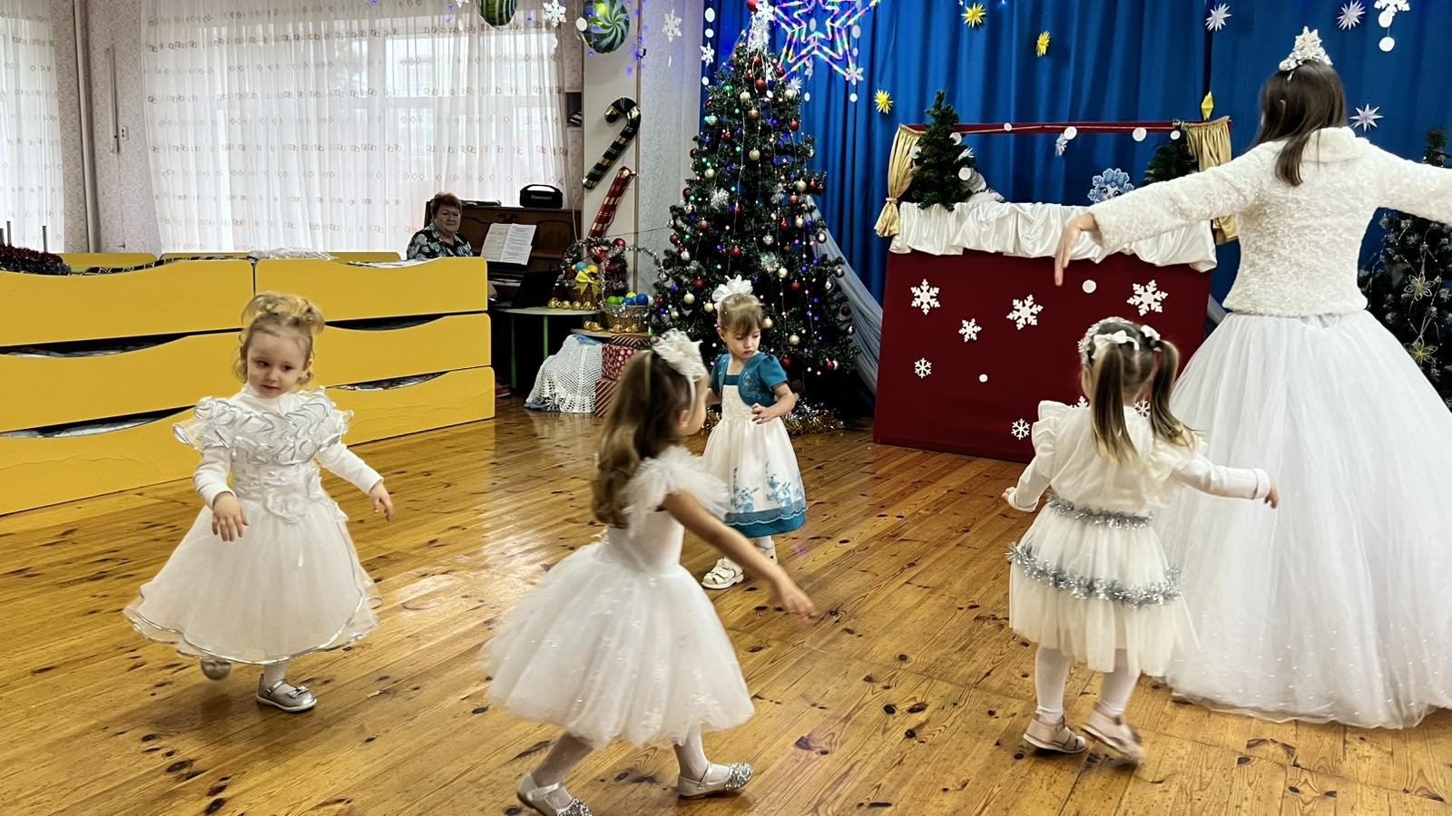 Фото без опису