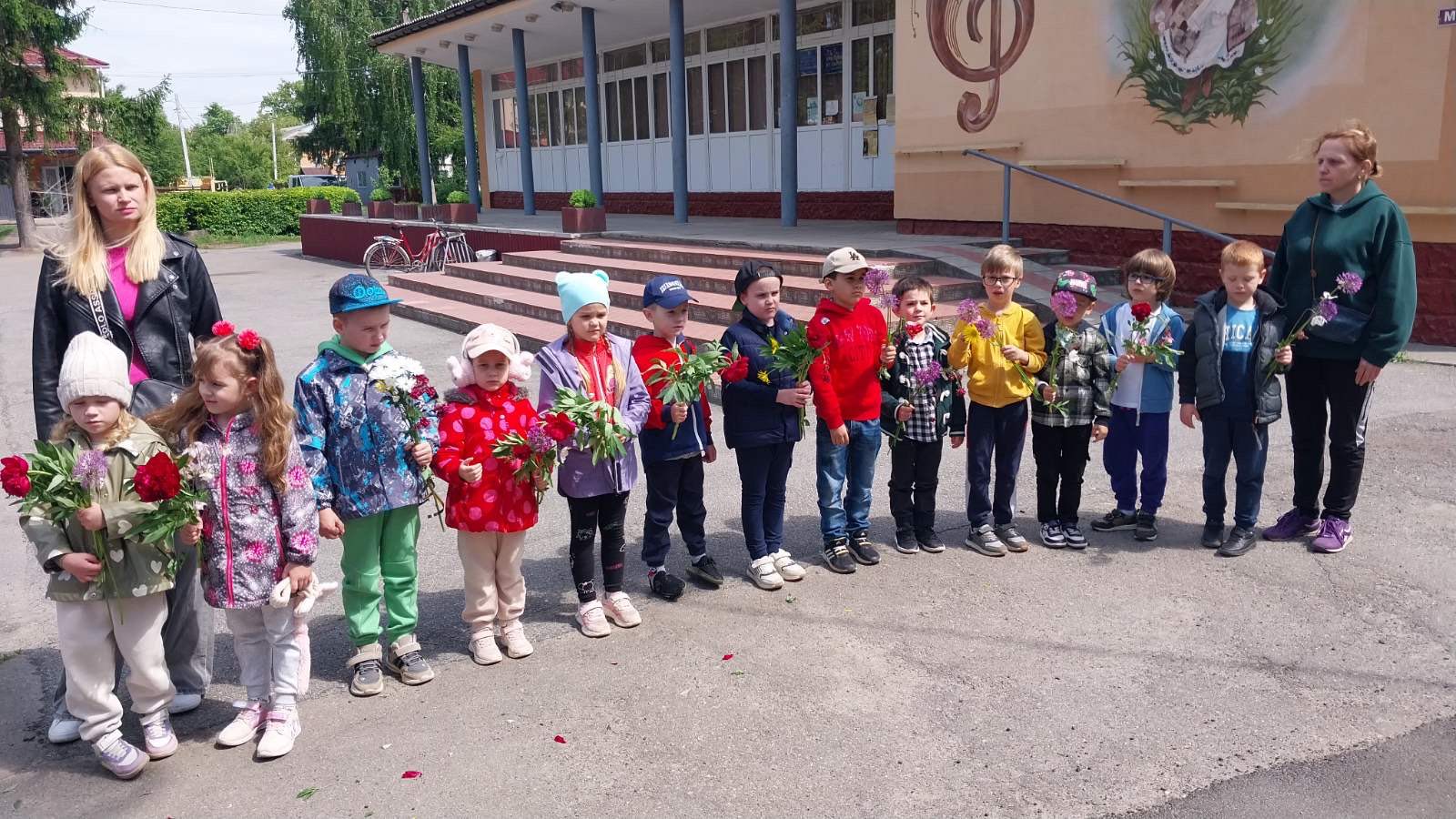 Фото без опису