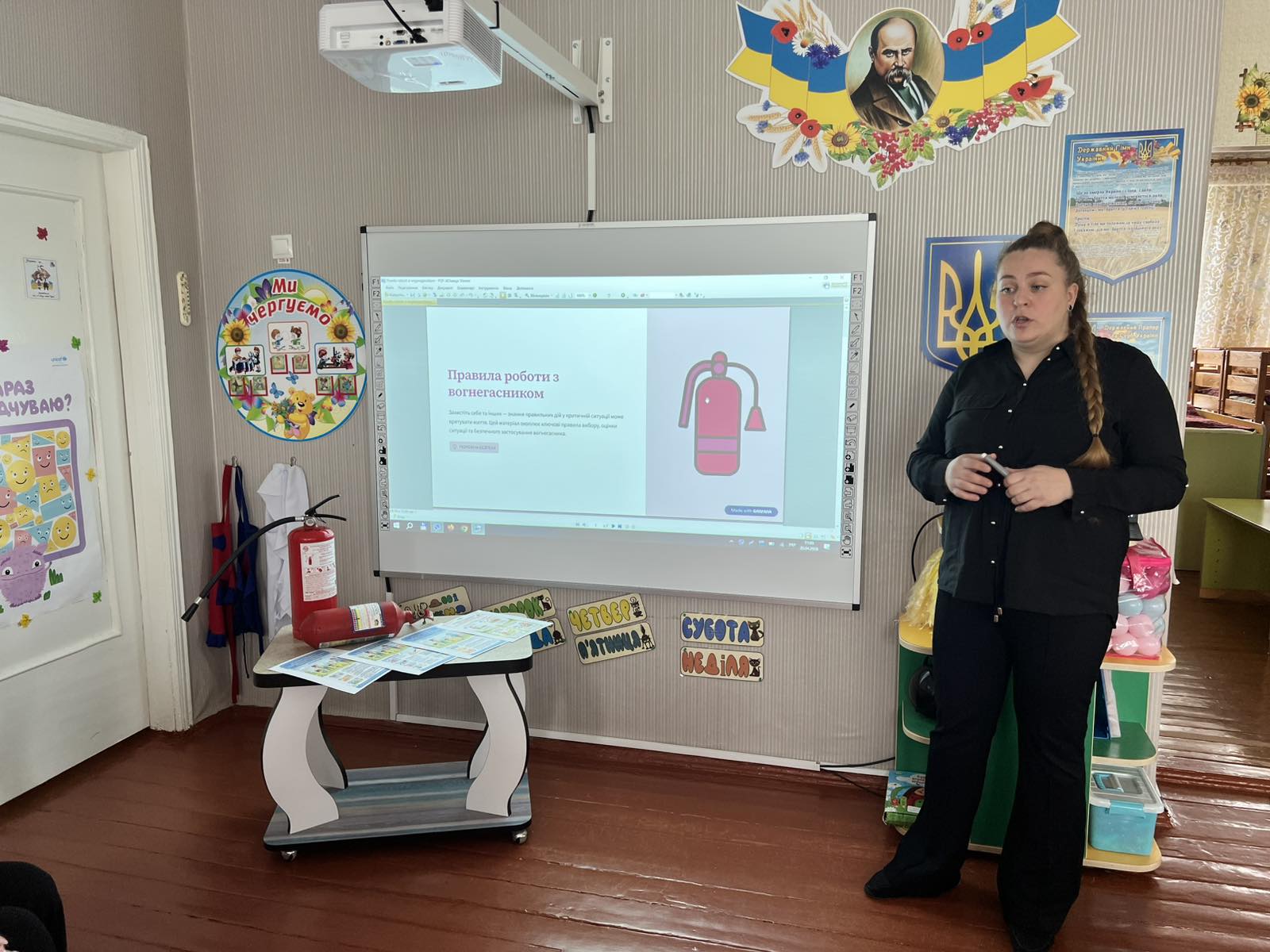 Фото без опису