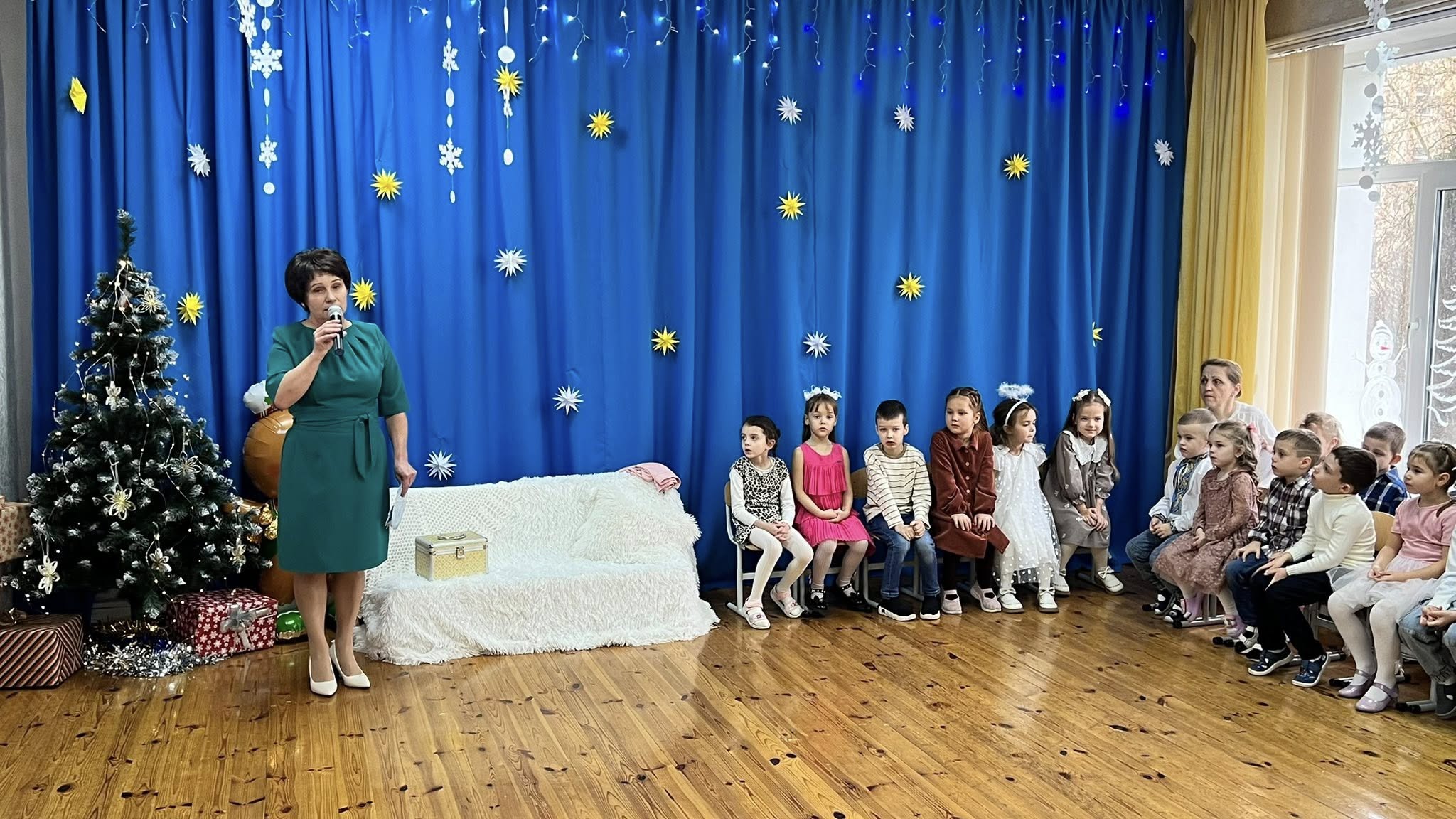 Фото без опису