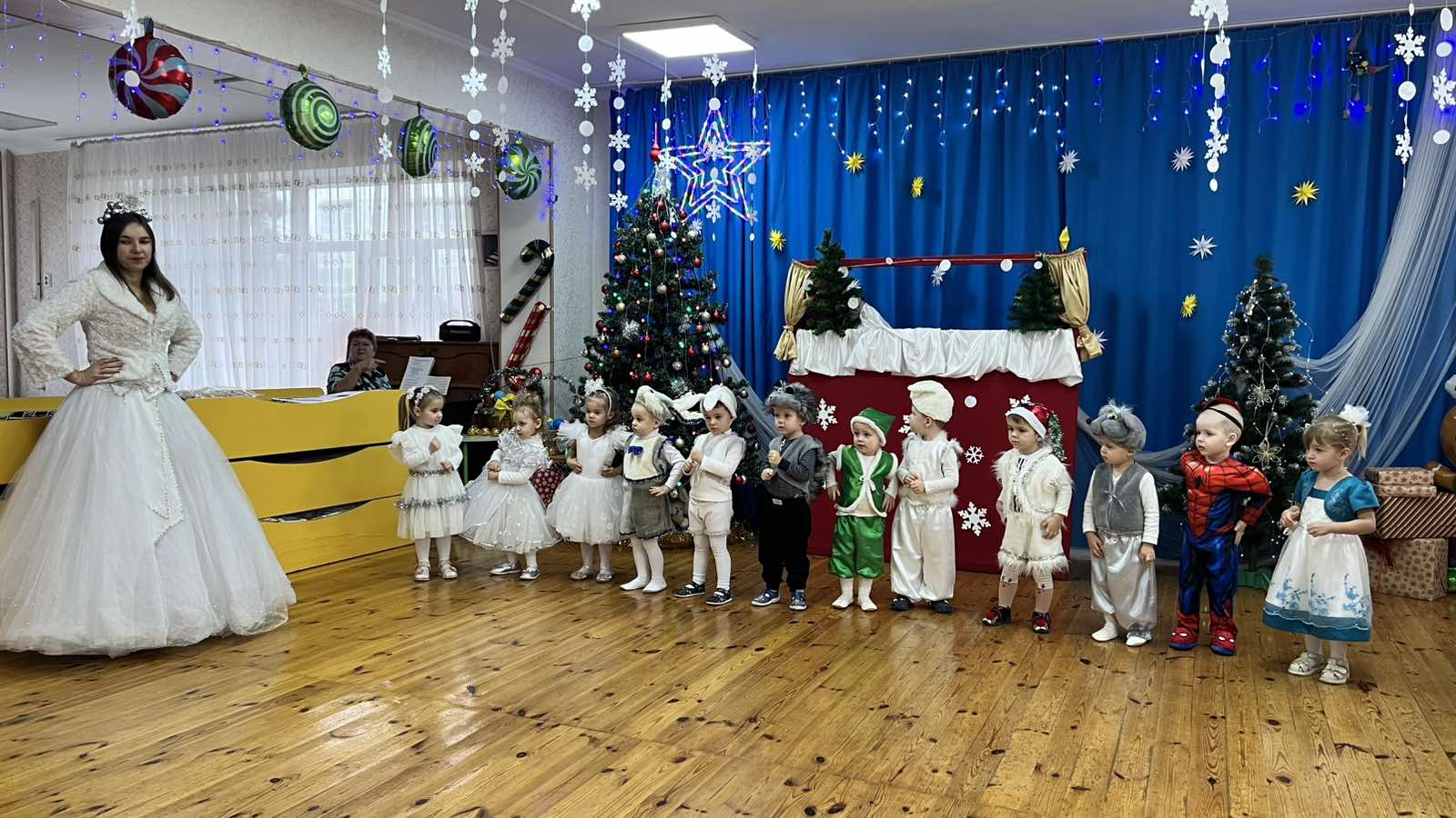 Фото без опису
