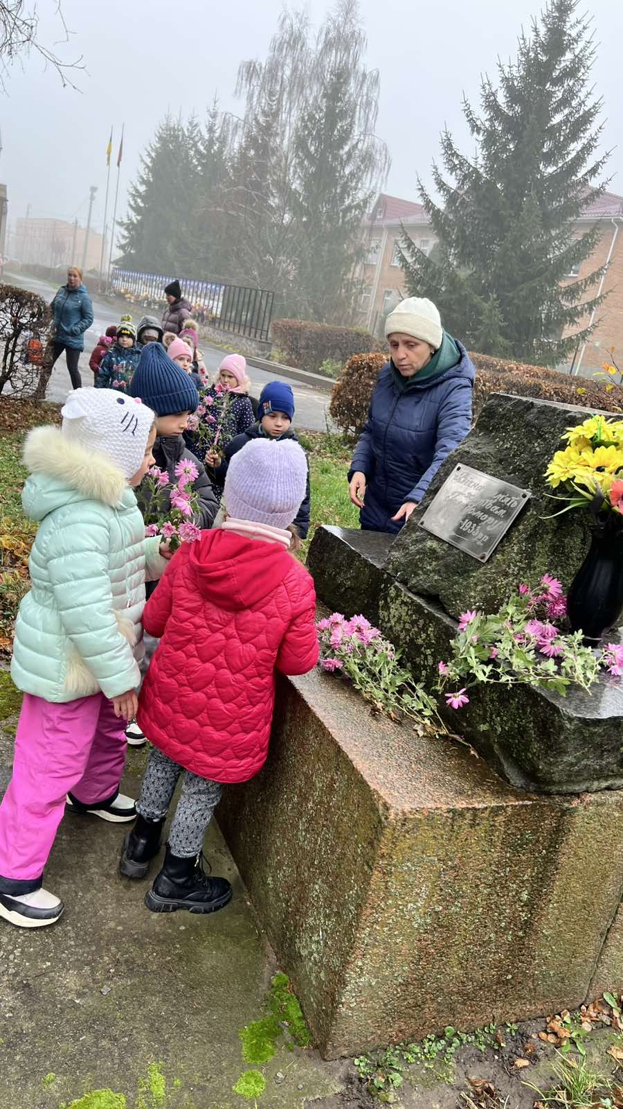 Фото без опису