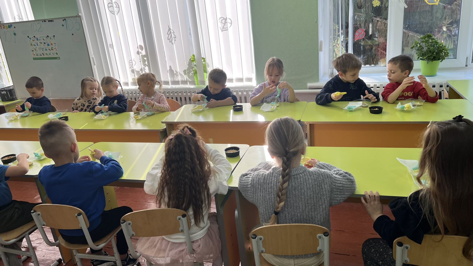 Фото без опису