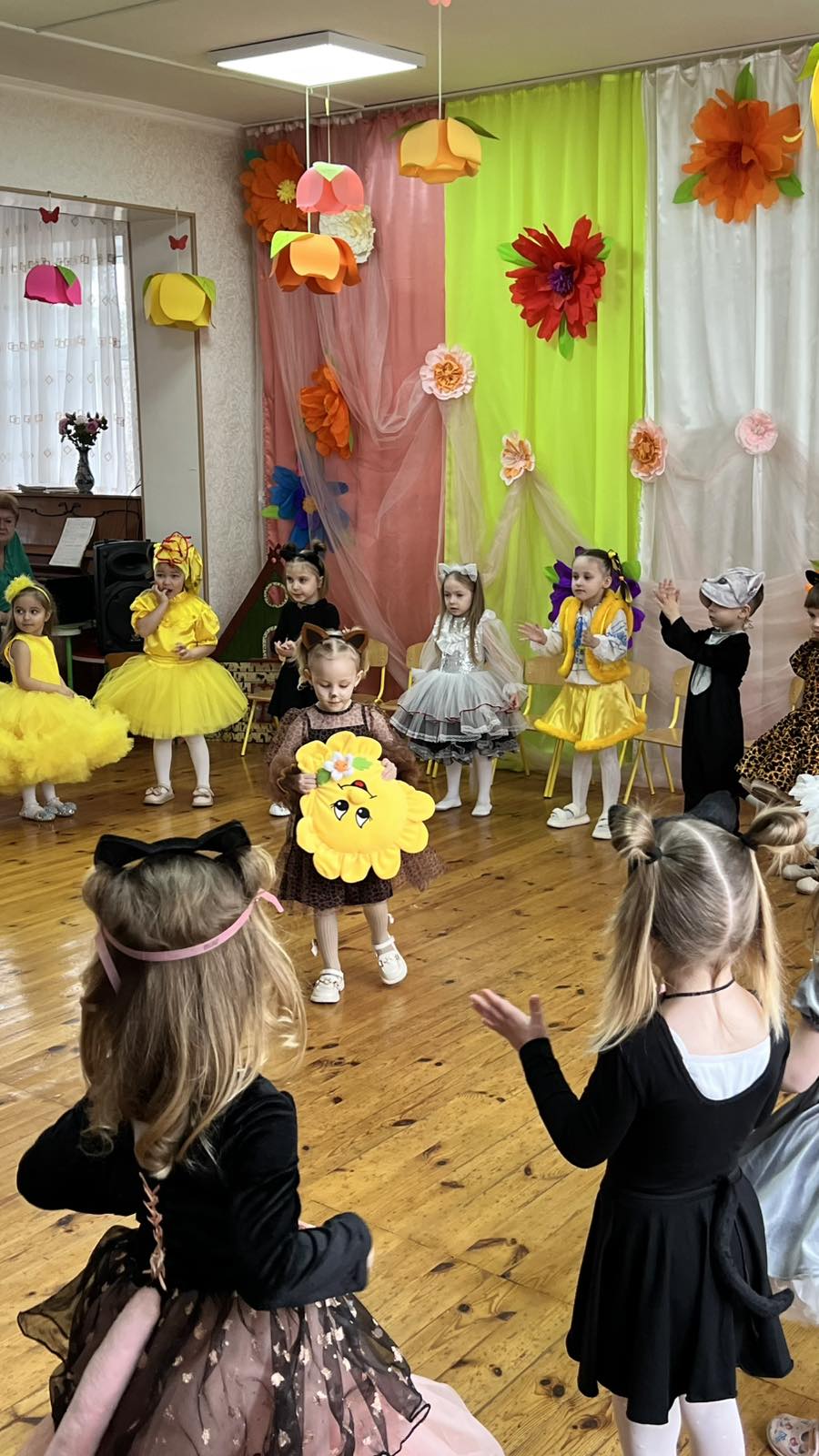 Фото без опису