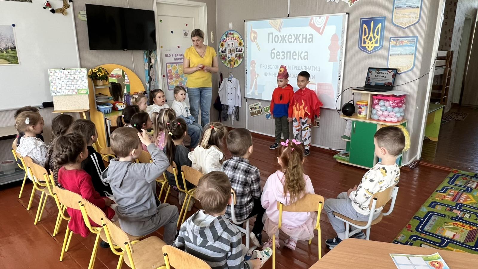 Фото без опису