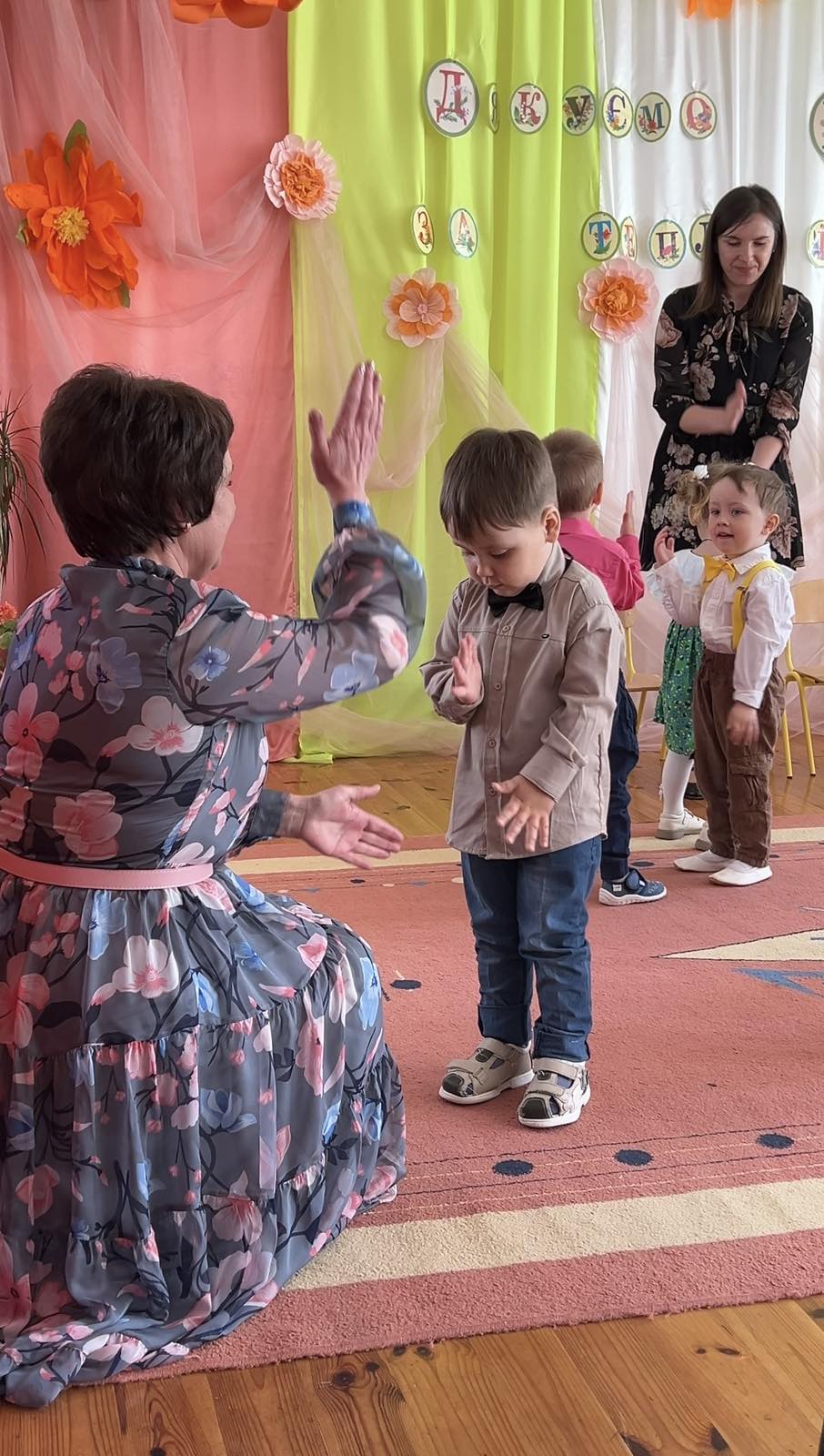 Фото без опису