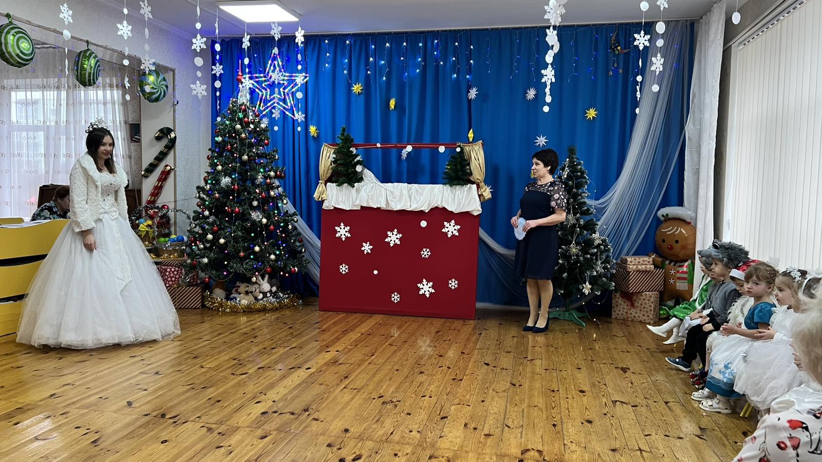 Фото без опису