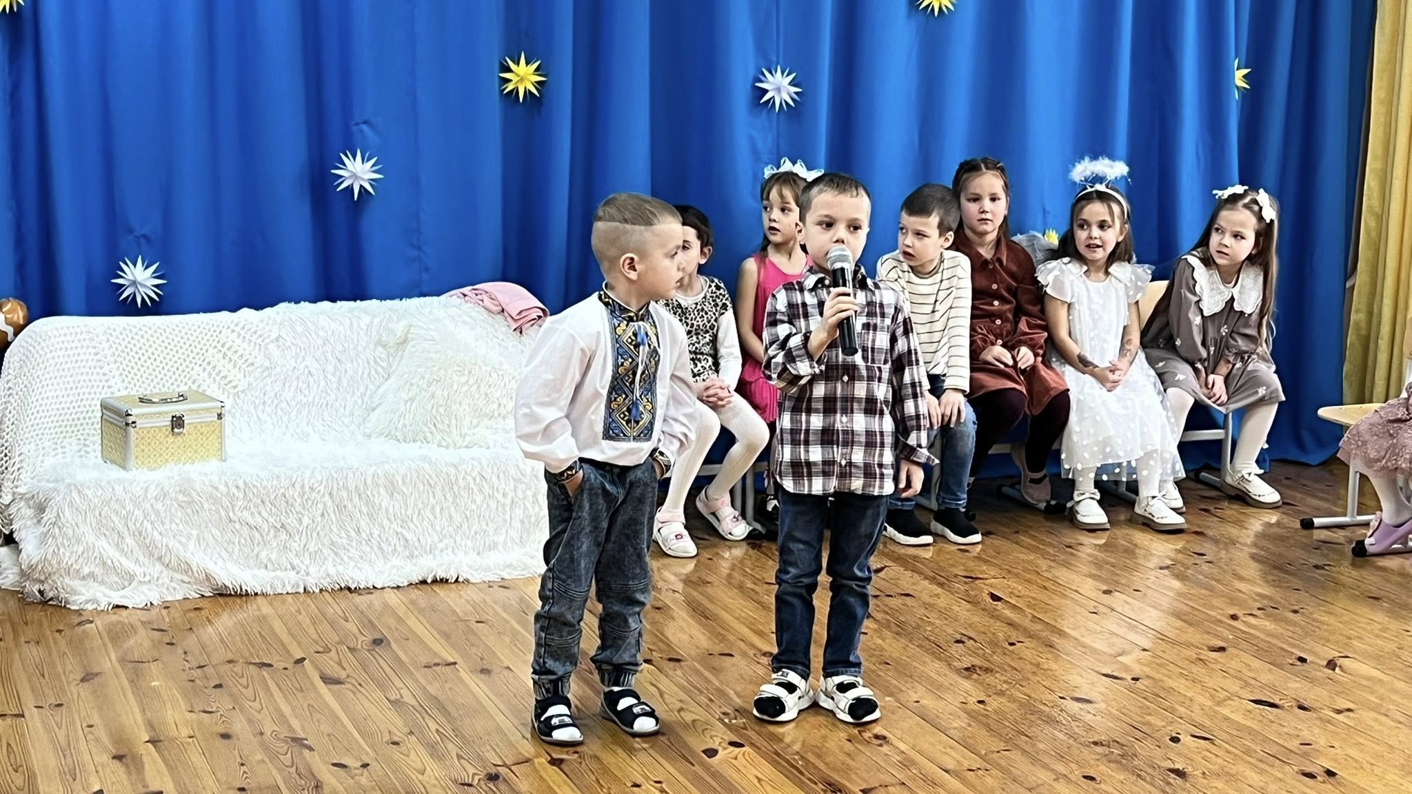 Фото без опису