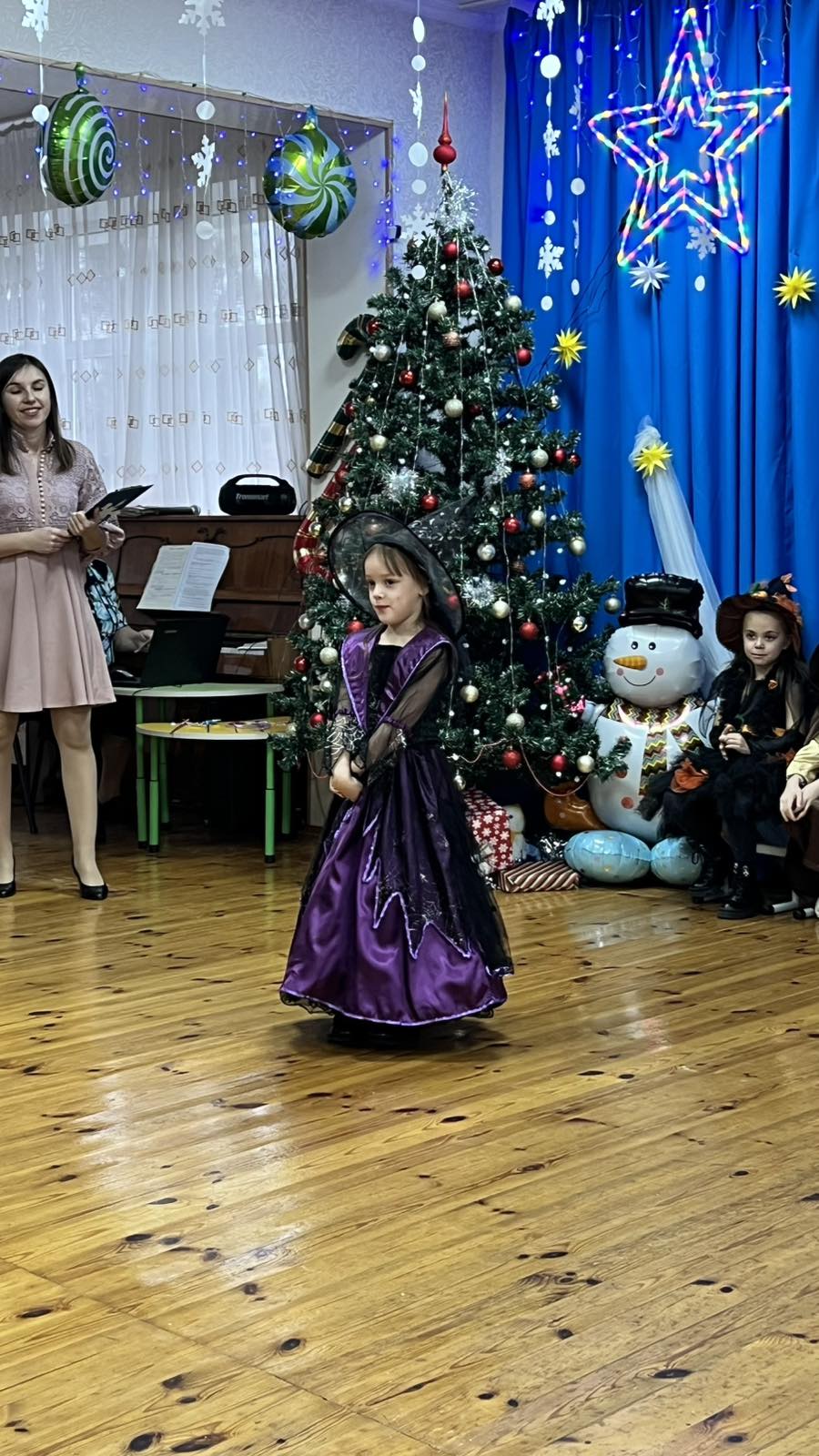 Фото без опису