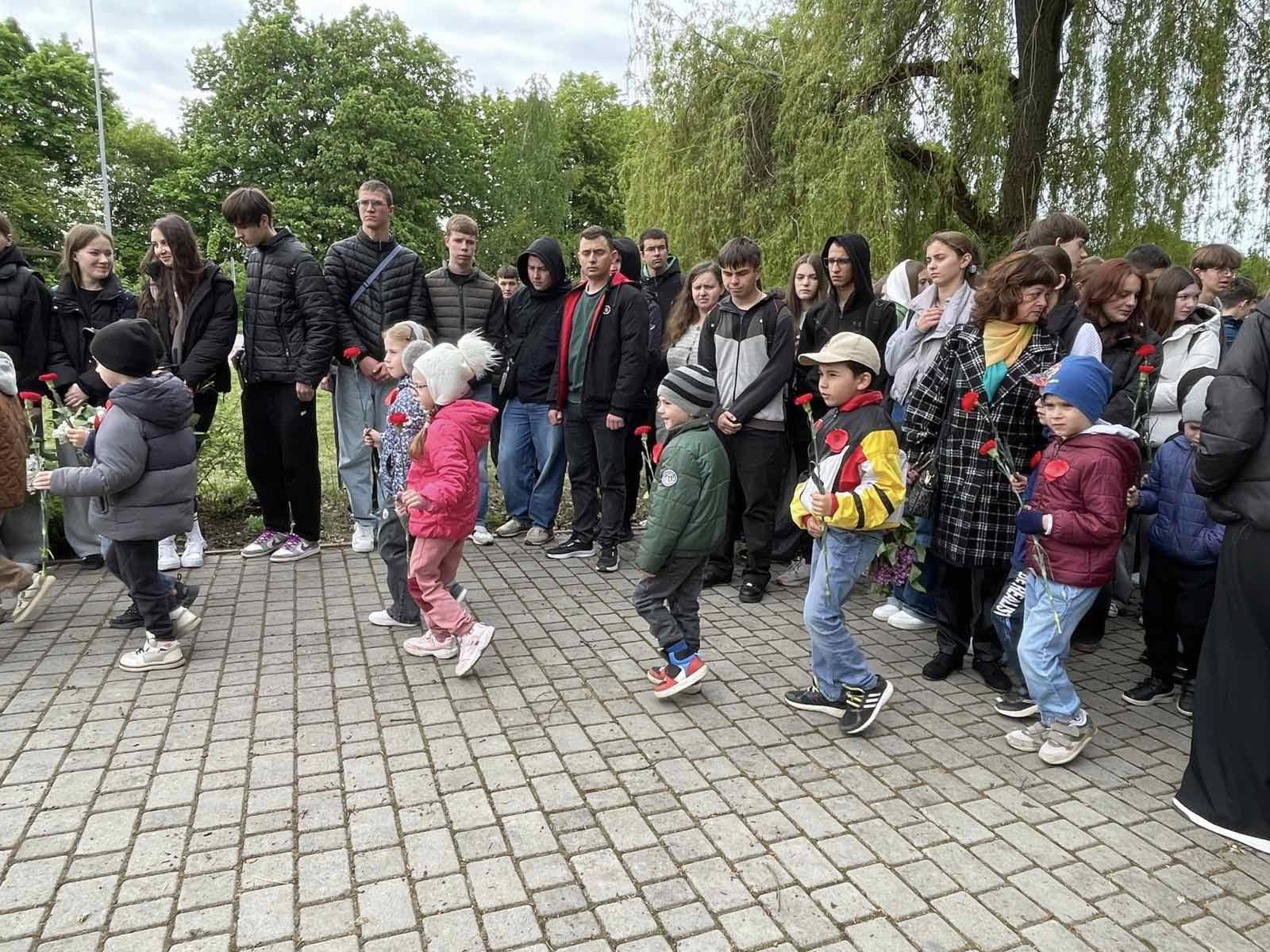 Фото без опису