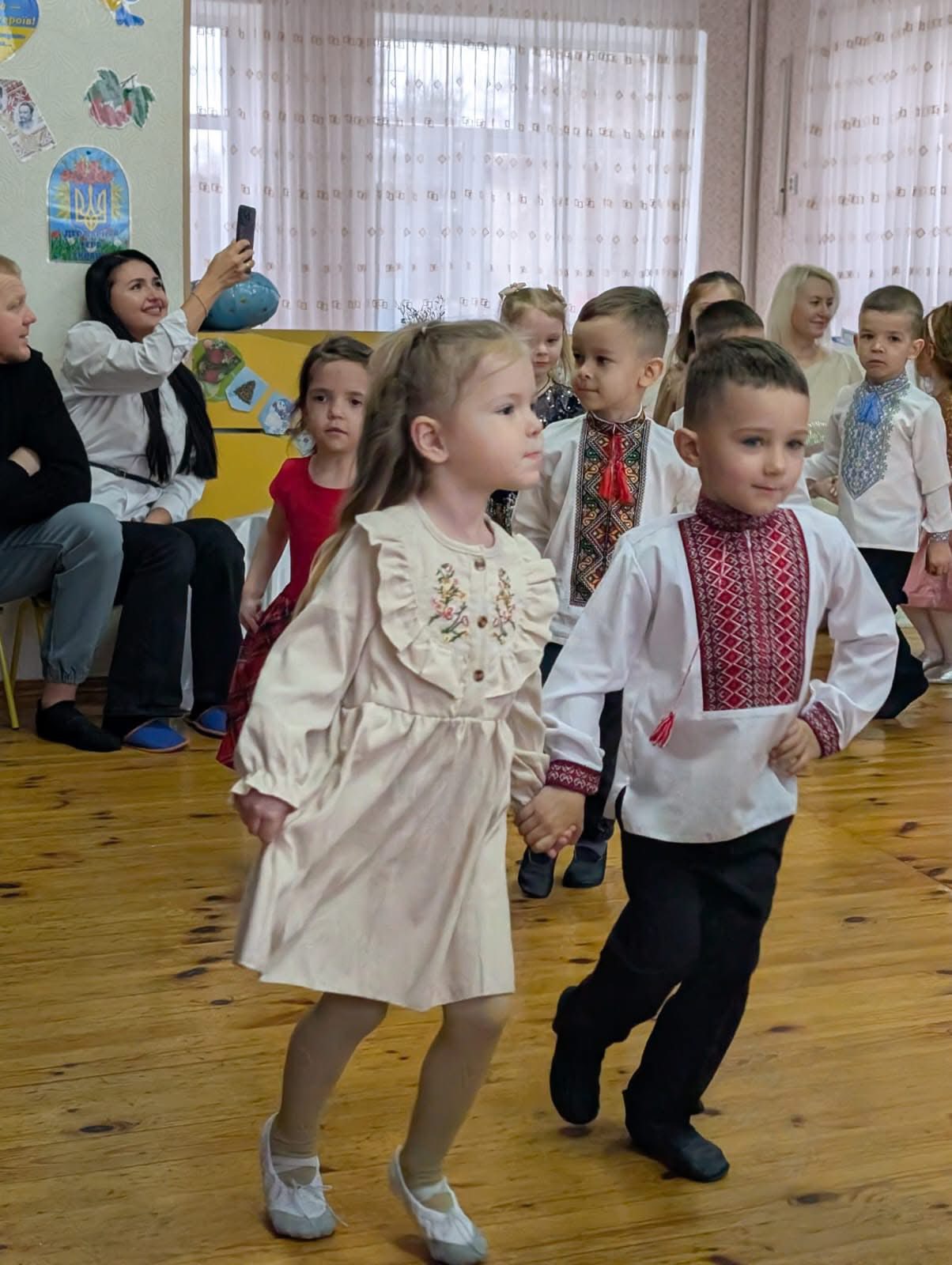 Фото без опису