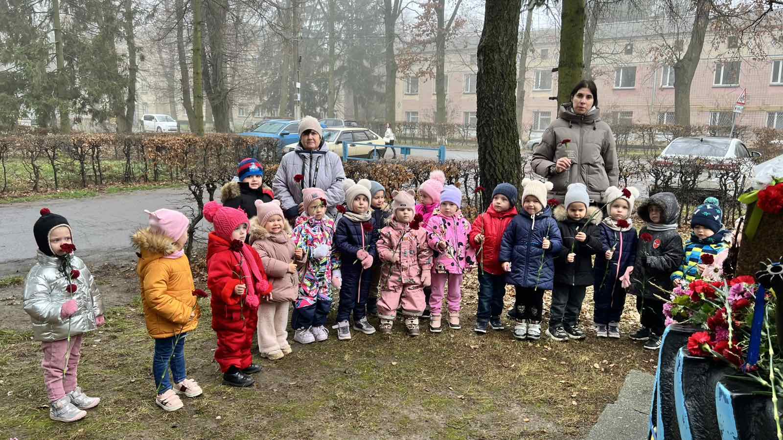 Фото без опису