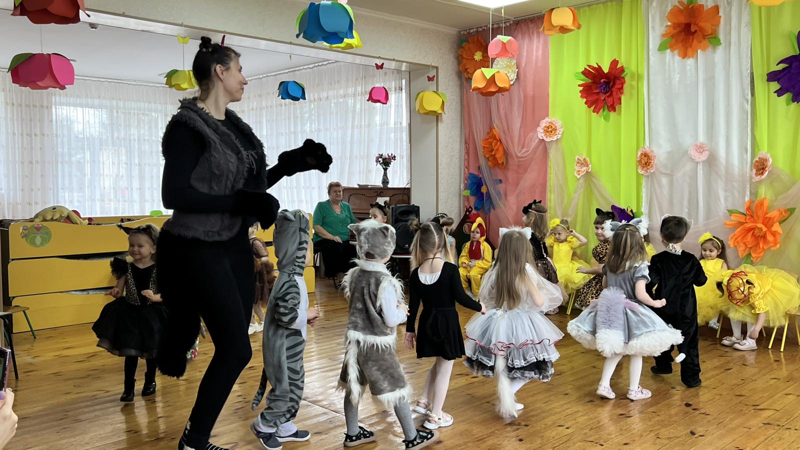Фото без опису