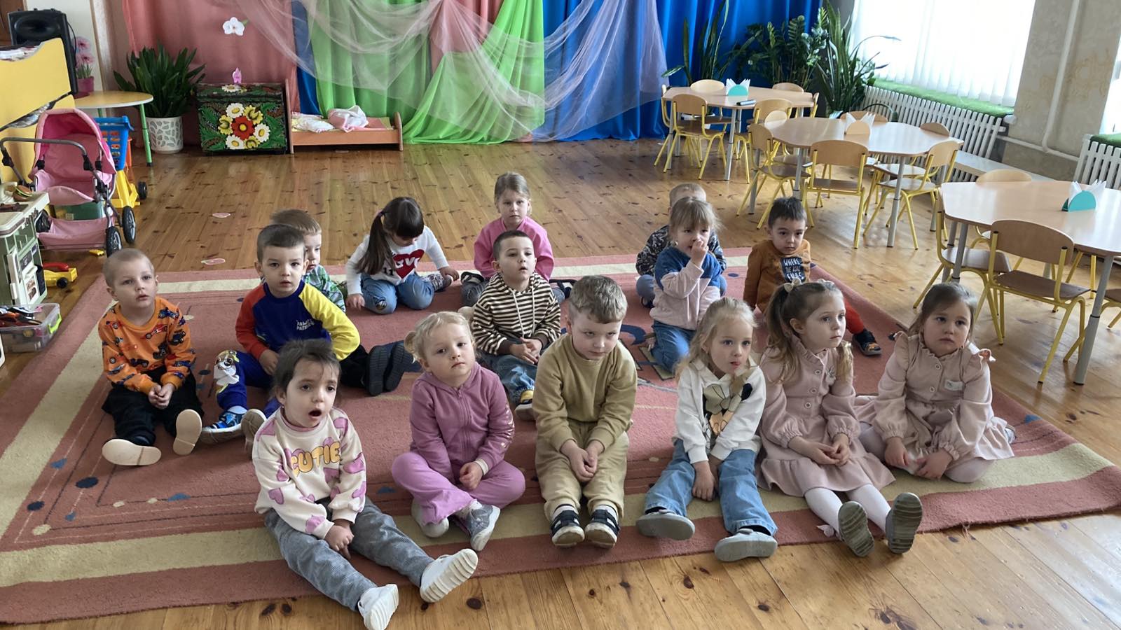 Фото без опису