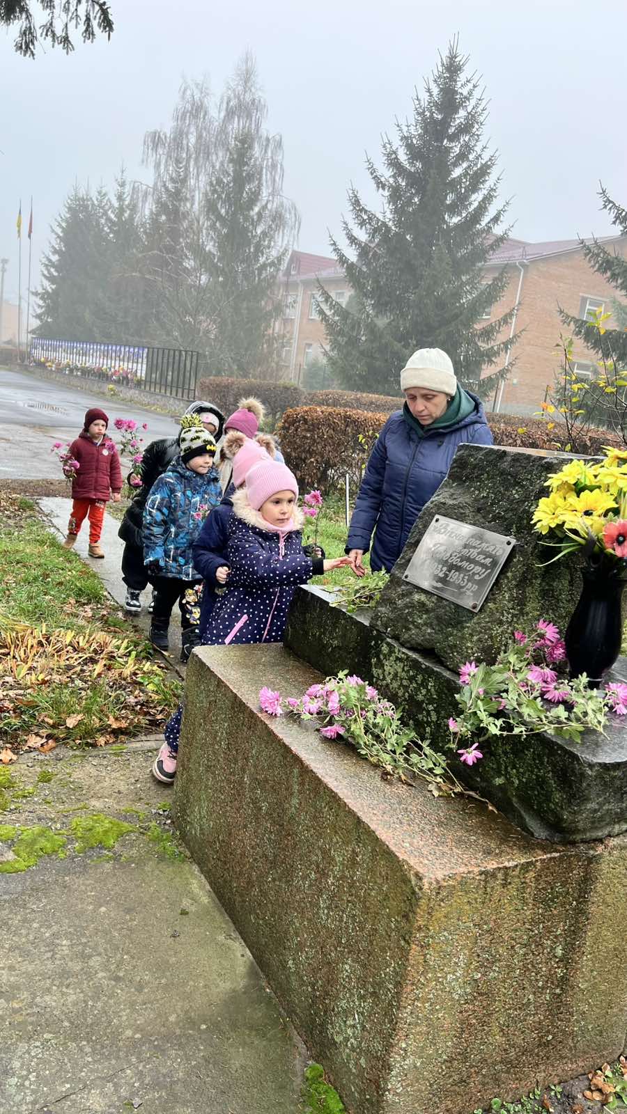 Фото без опису