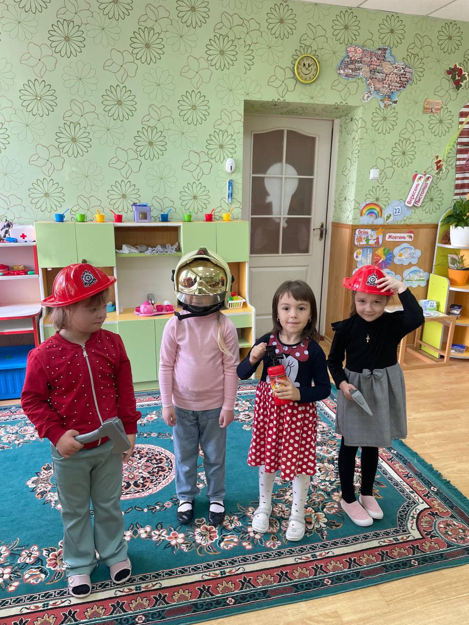 Фото без опису