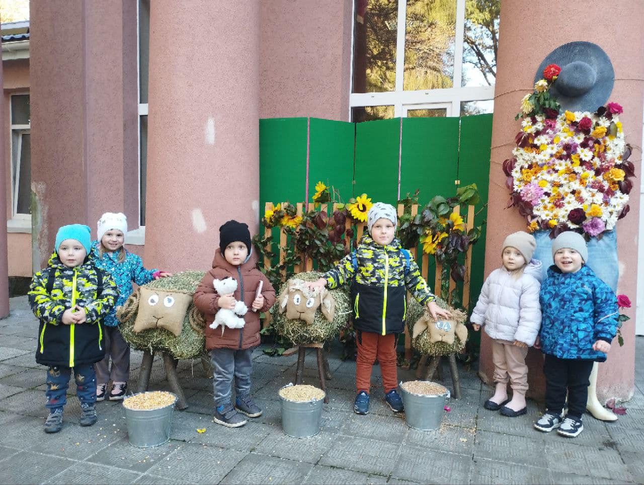 Фото без опису