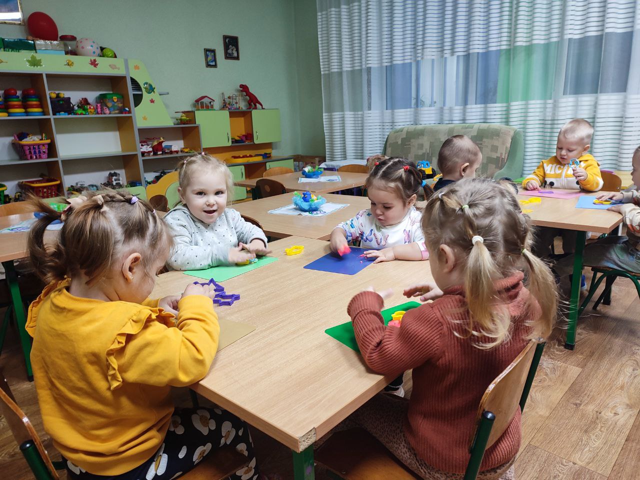 Фото без опису
