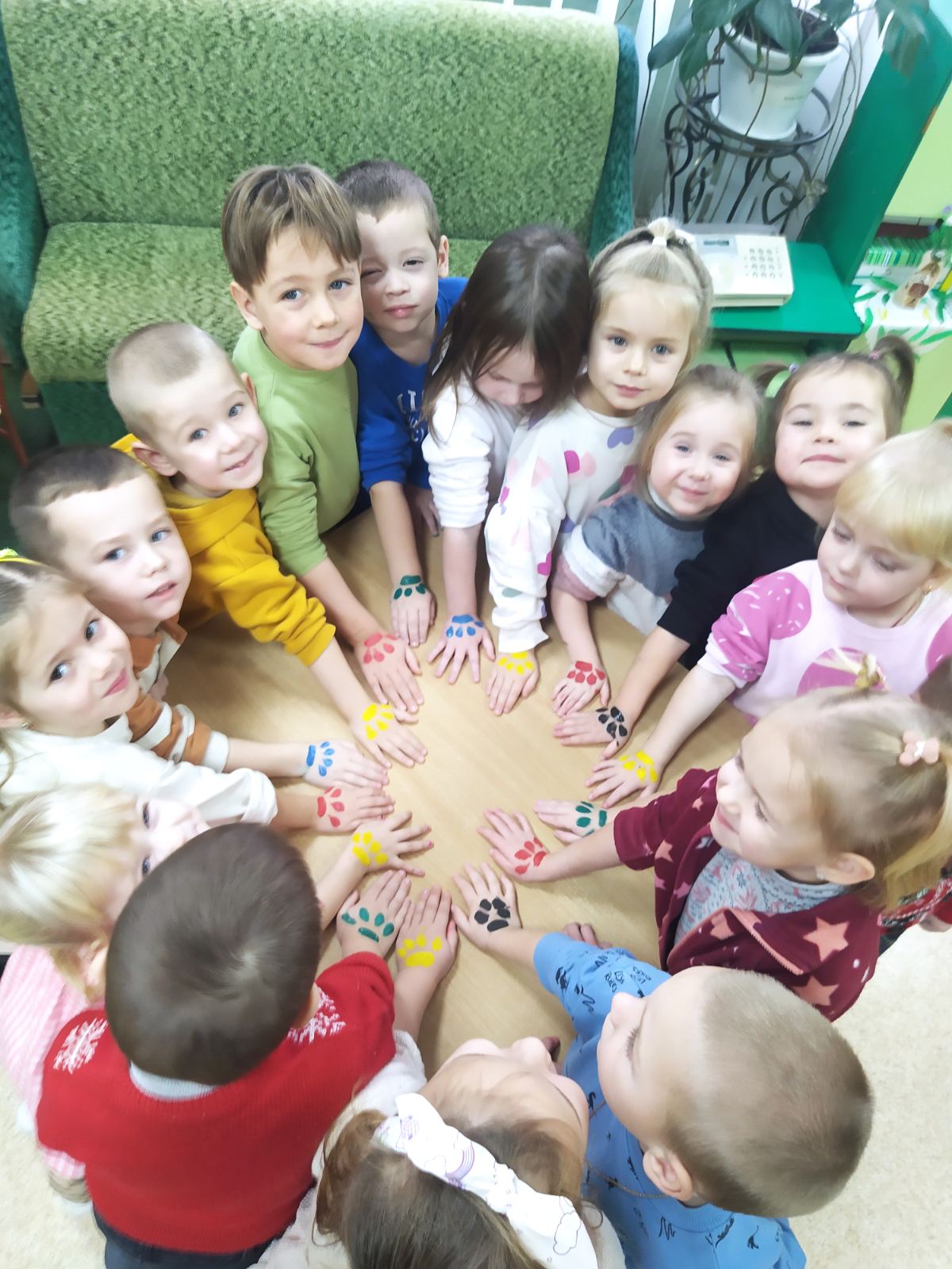 Фото без опису