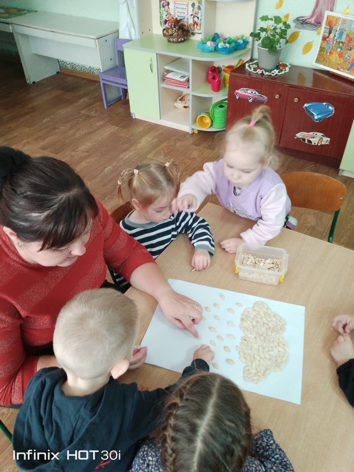 Фото без опису