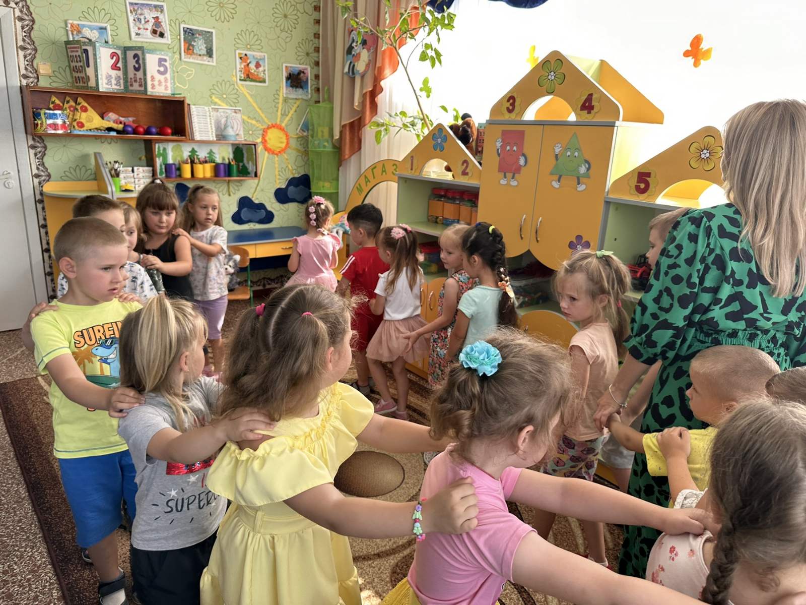 Фото без опису