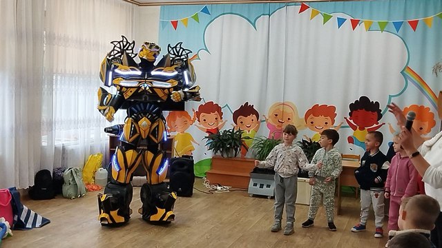 Фото без опису