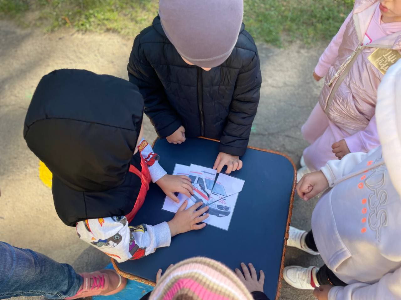 Фото без опису