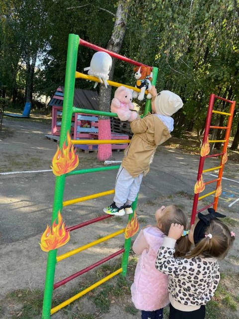 Фото без опису