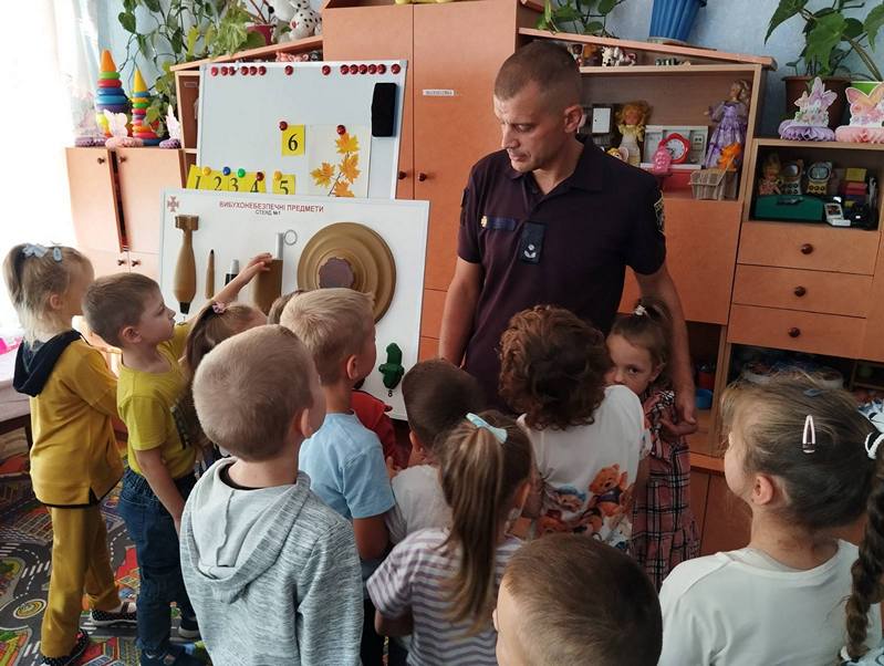 Фото без опису