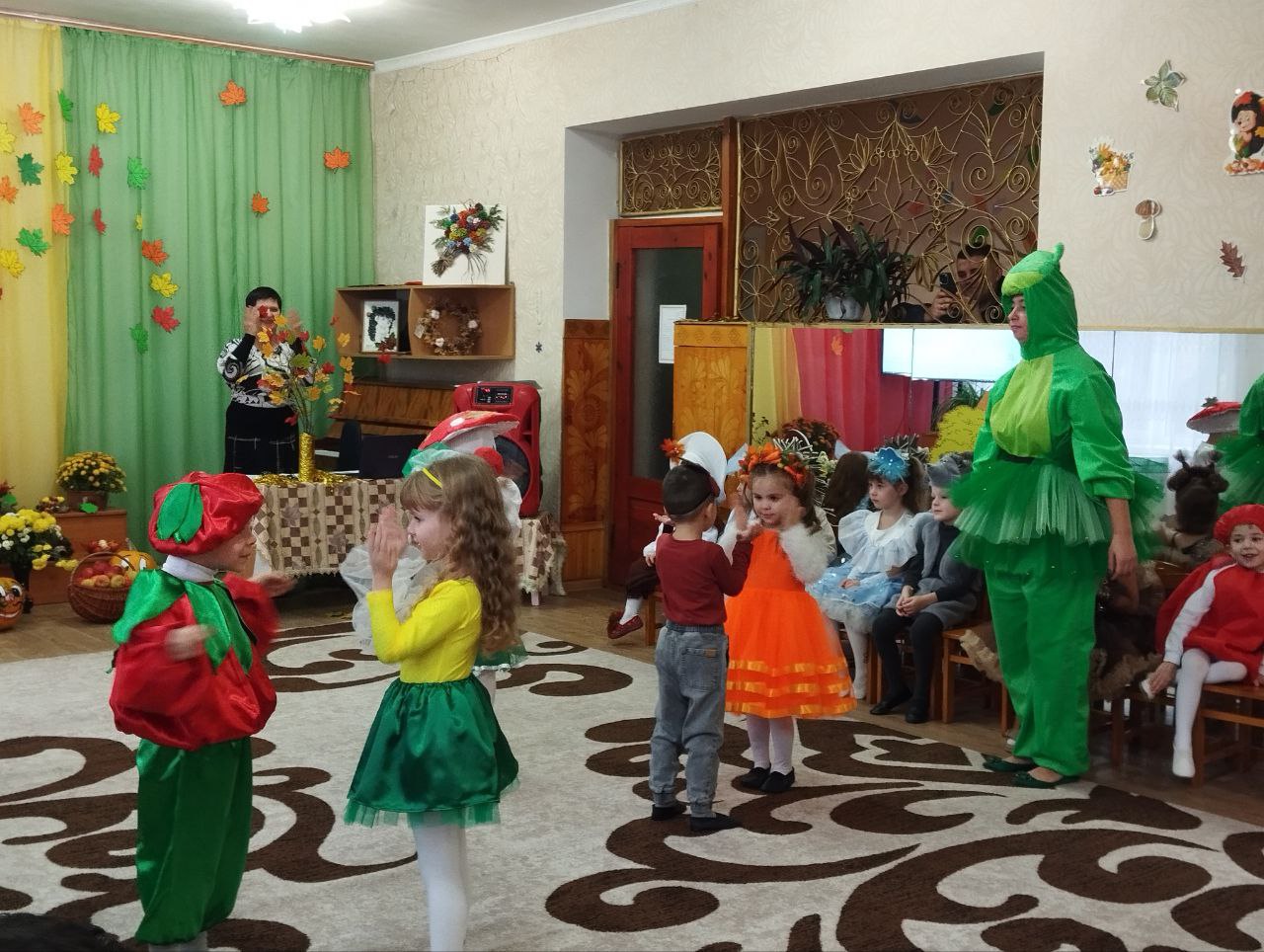 Фото без опису