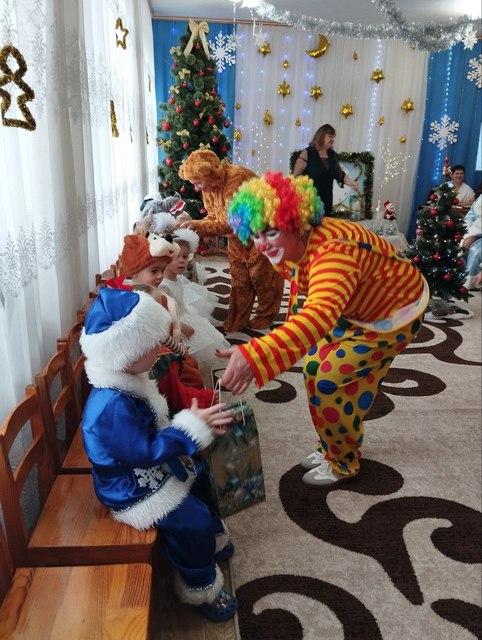 Фото без опису