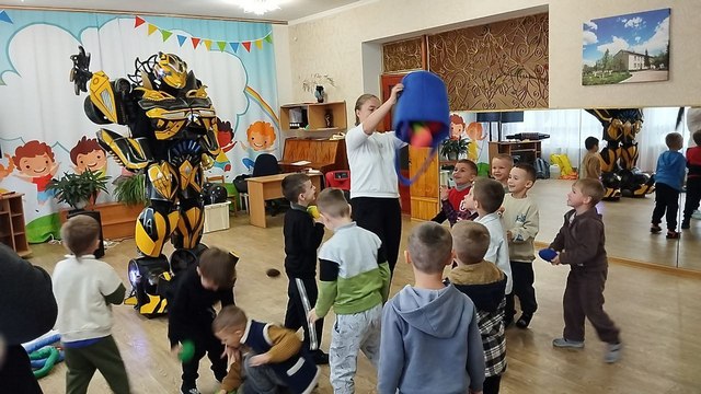 Фото без опису