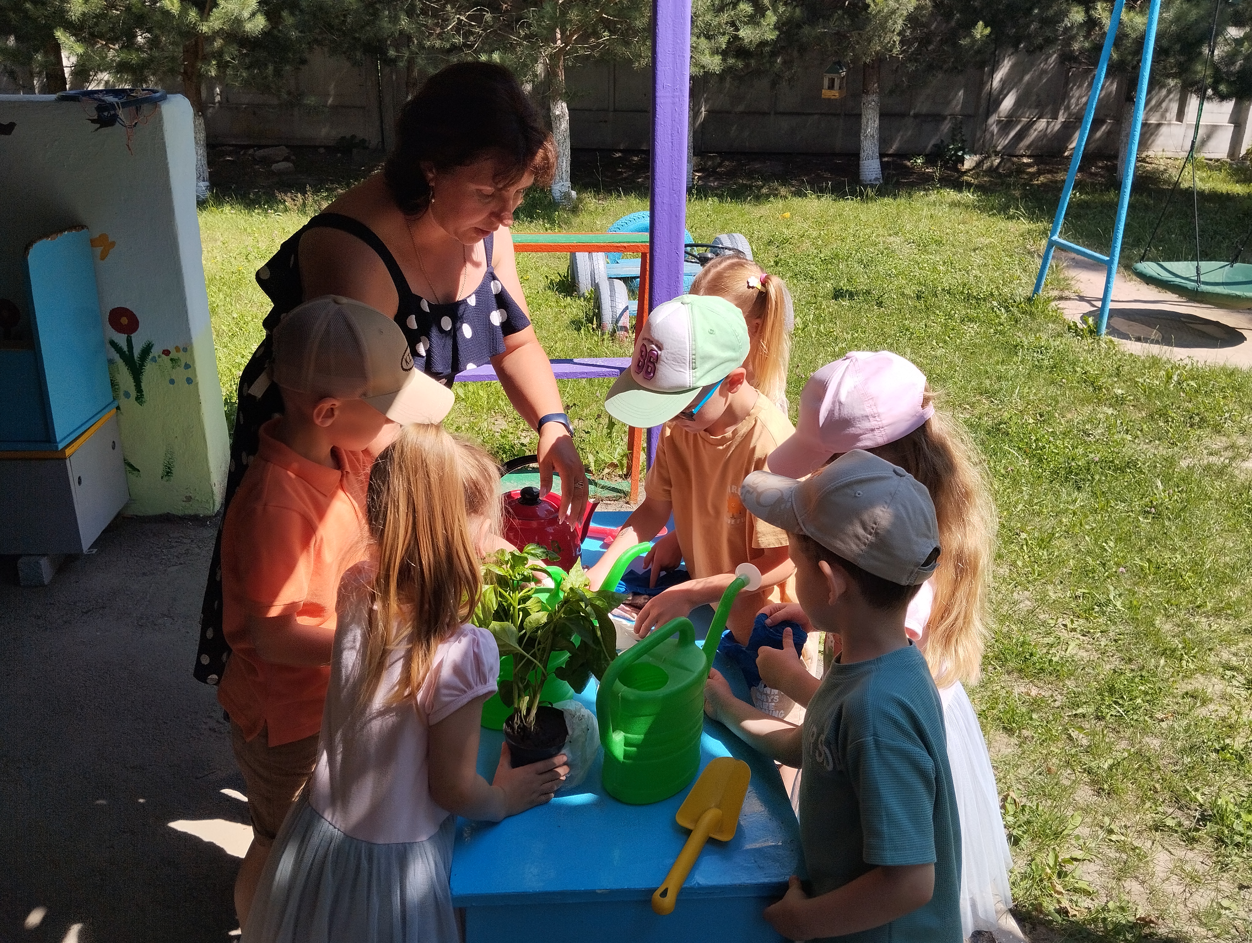 Фото без опису