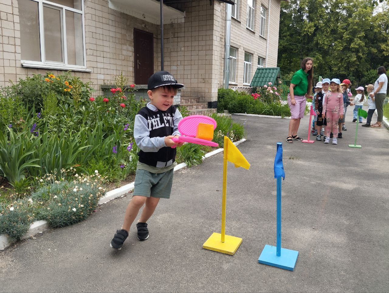 Фото без опису