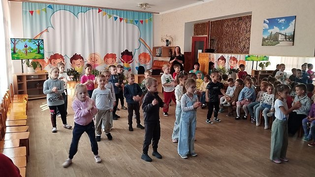 Фото без опису