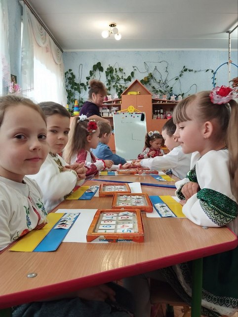 Фото без опису