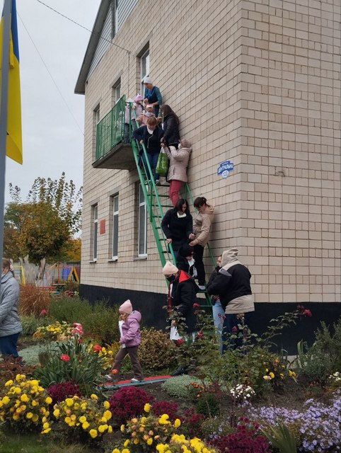 Фото без опису