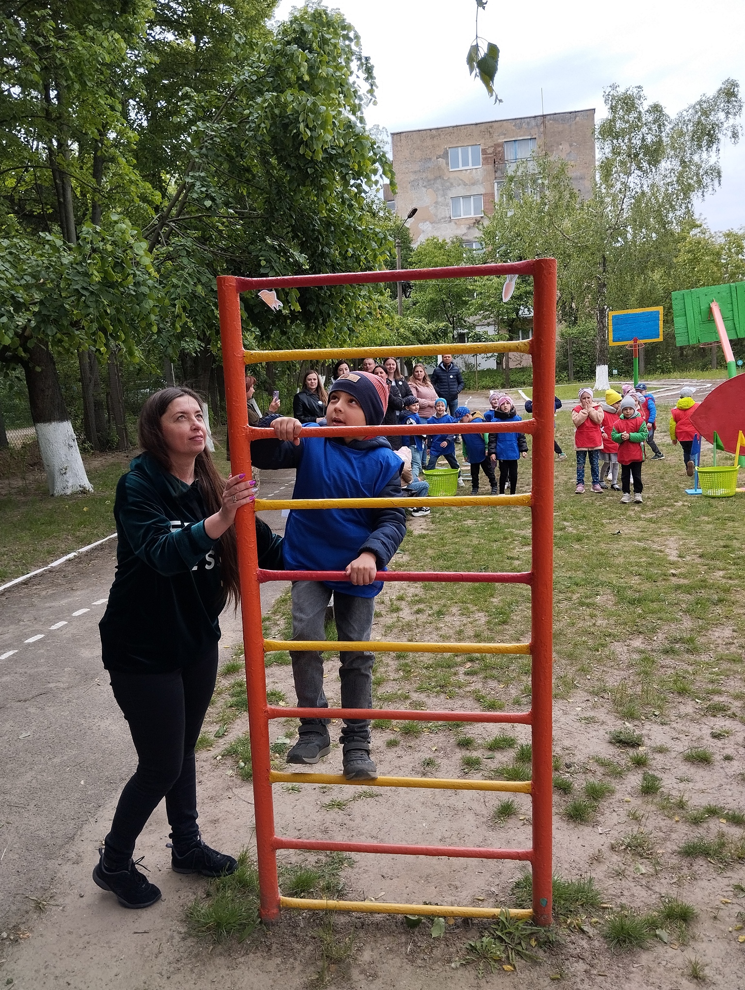 Фото без опису