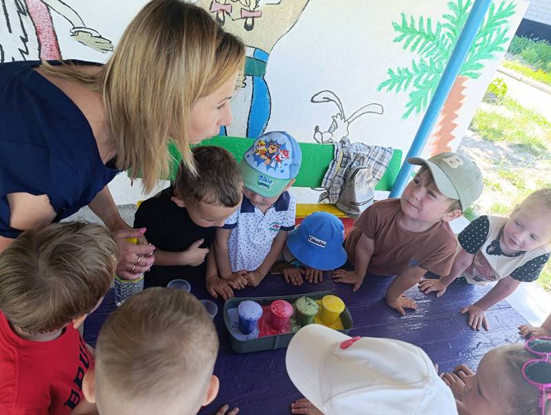 Фото без опису