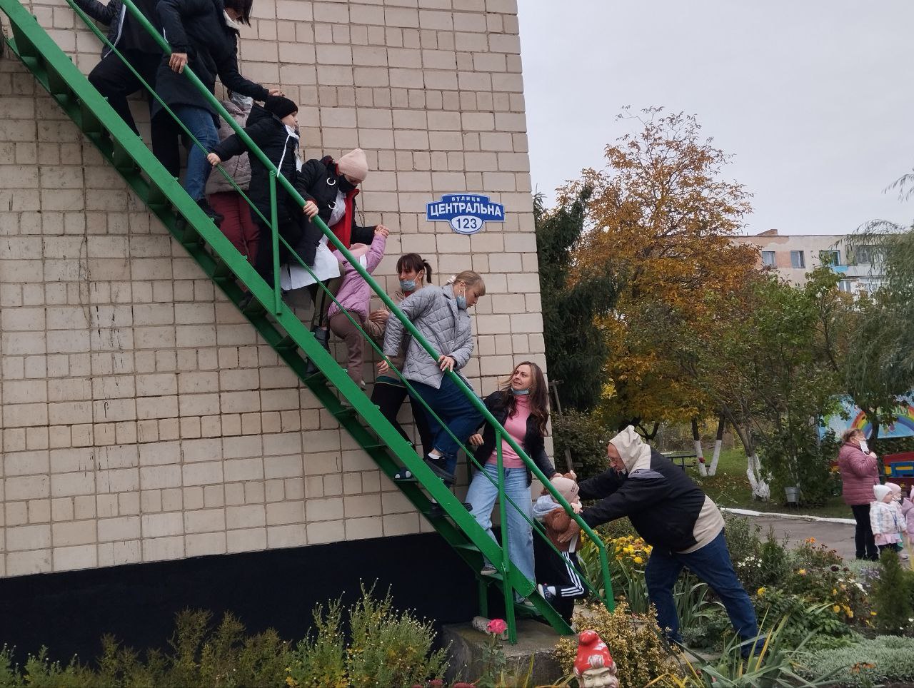 Фото без опису