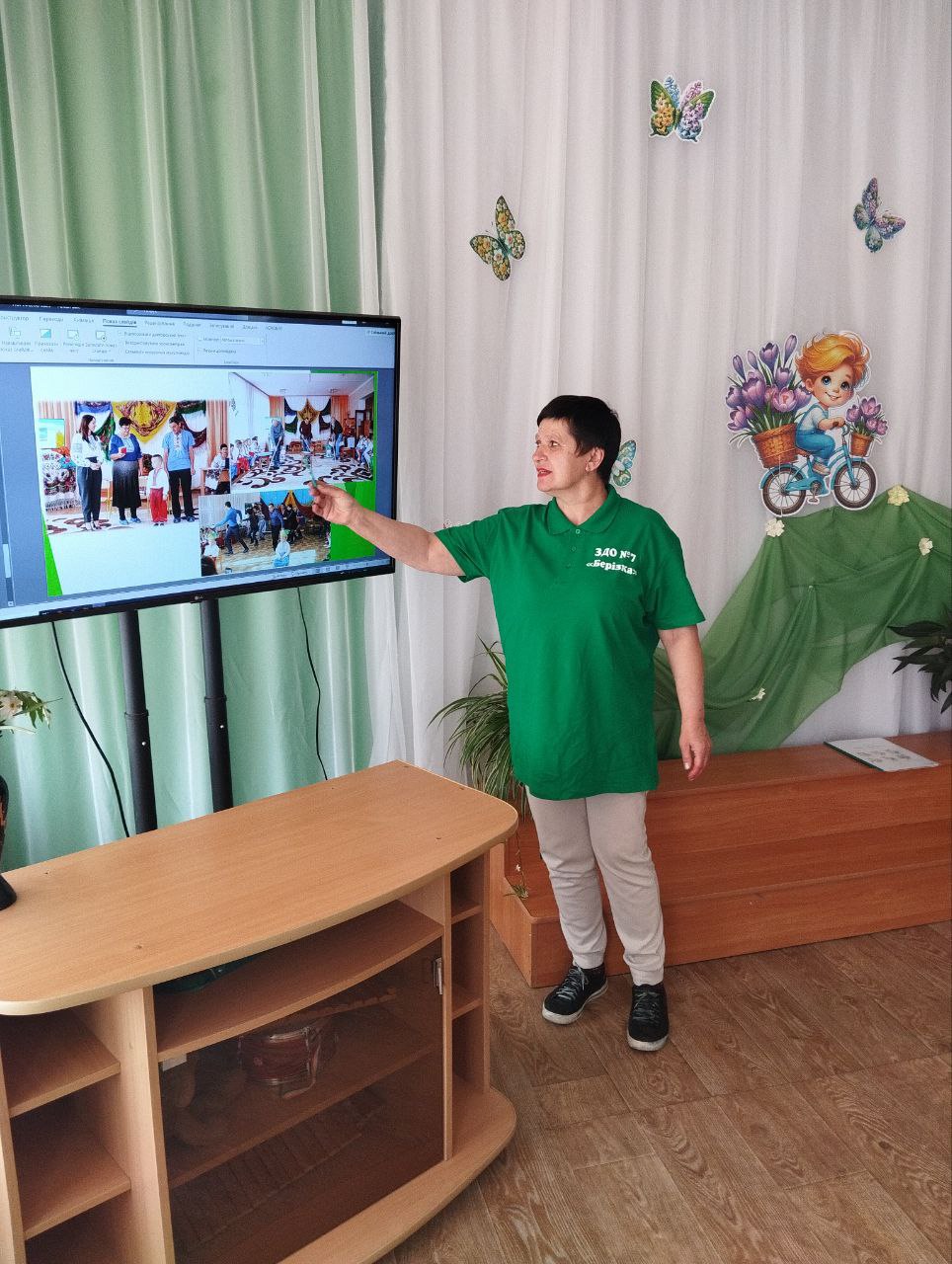 Фото без опису