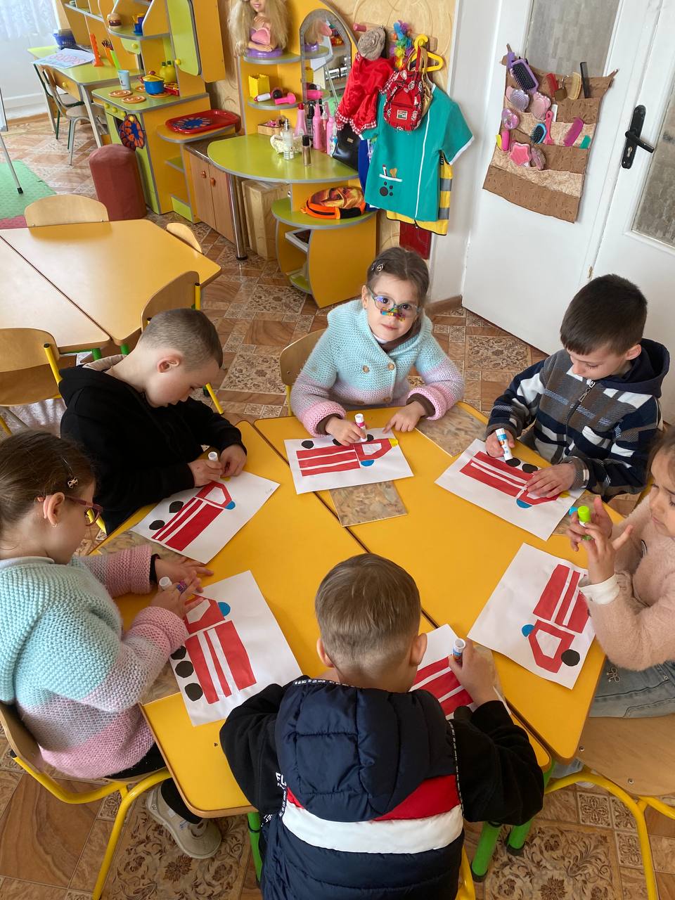 Фото без опису