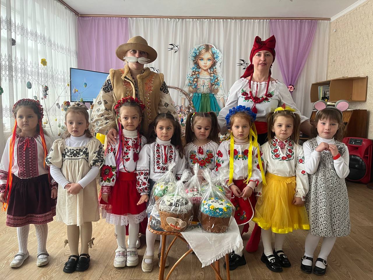 Фото без опису