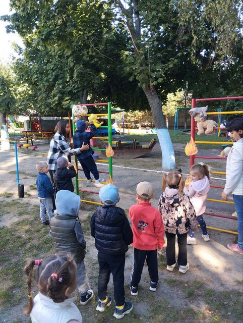 Фото без опису