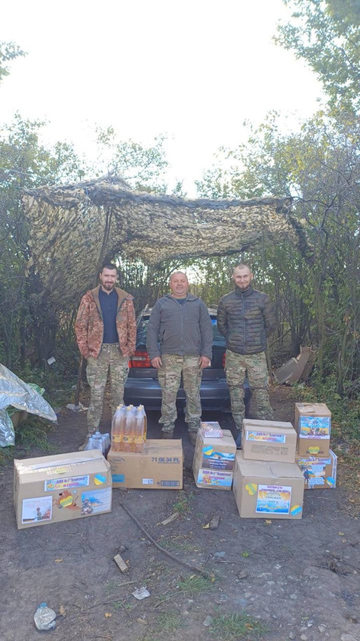 Фото без опису