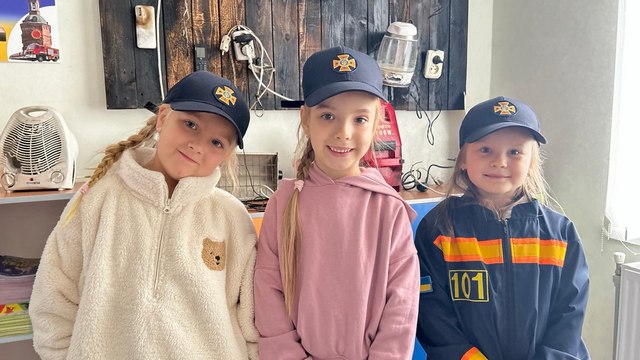 Фото без опису