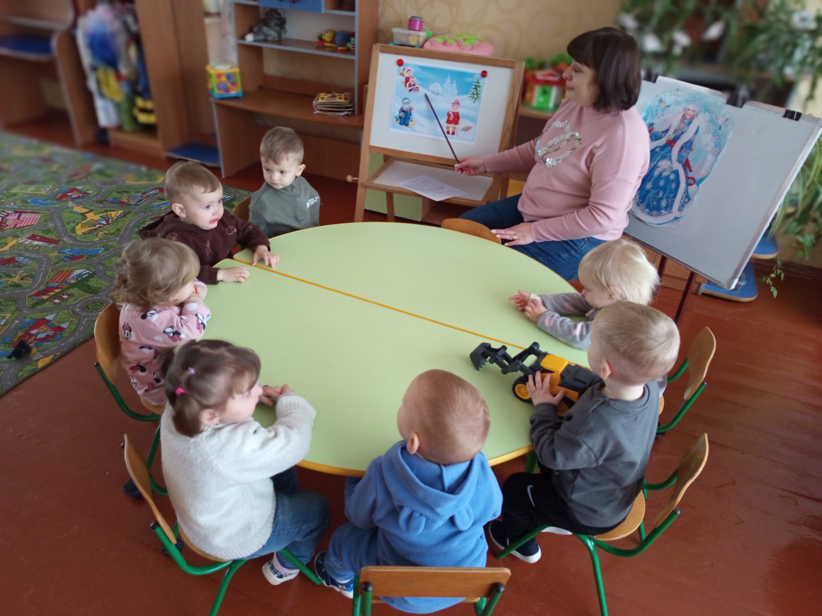 Фото без опису